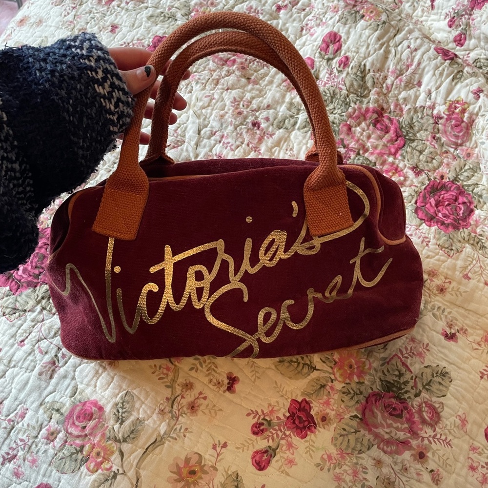 2000s Victoria Secret bag